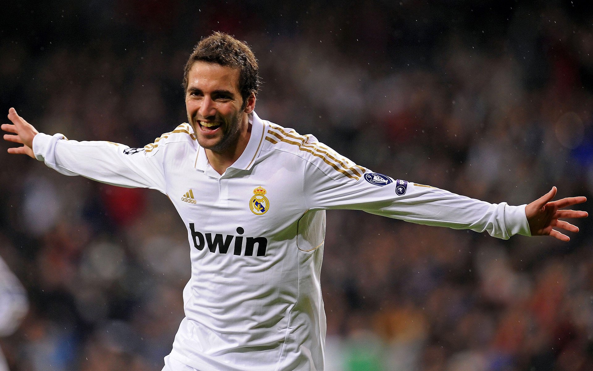 “法甲激战正酣，争冠形势进入白热化阶段”，法甲 经典比赛