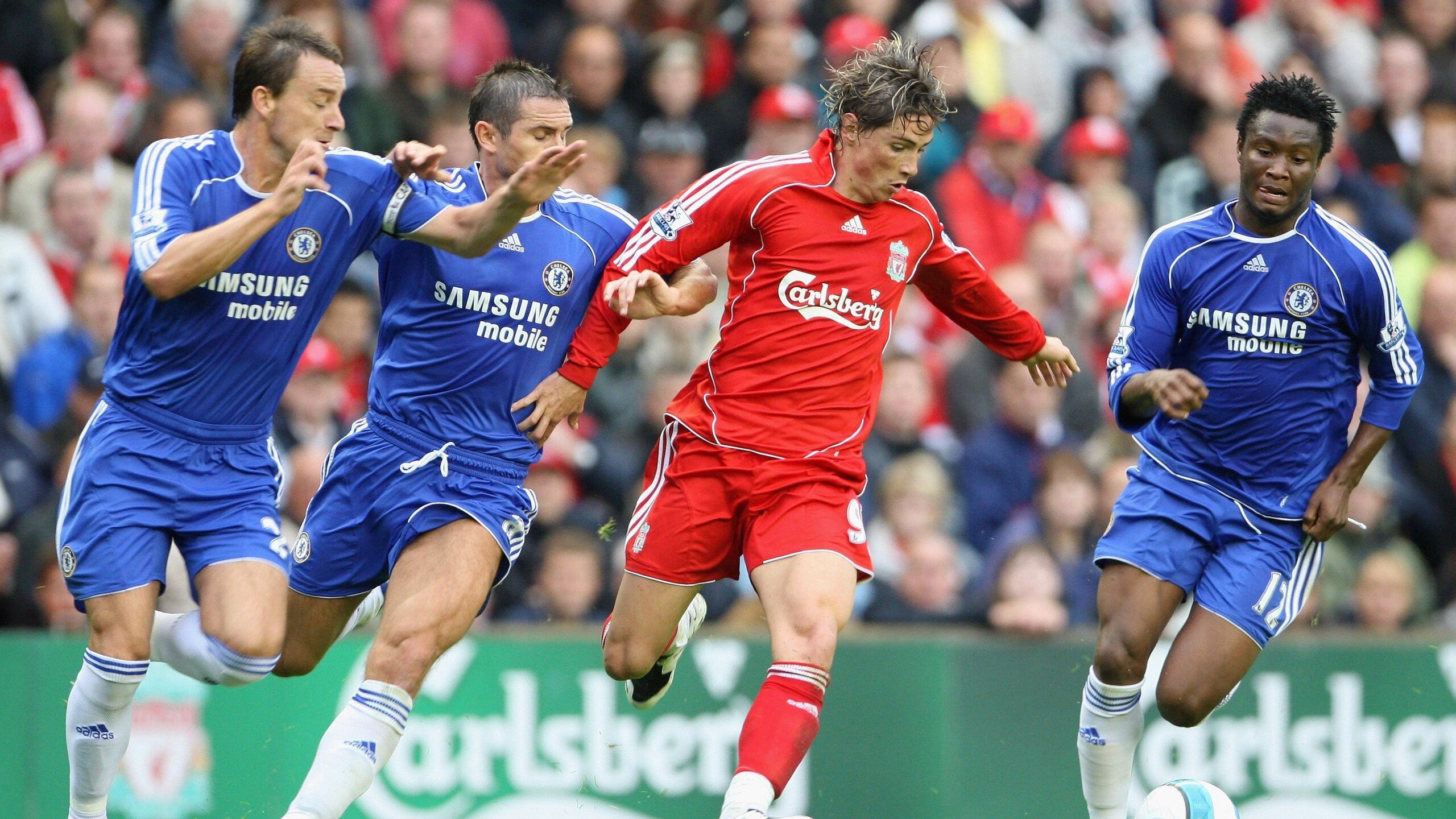 公牛击败雷霆，东部决赛中德罗赞带伤作战，公牛队的罗德曼